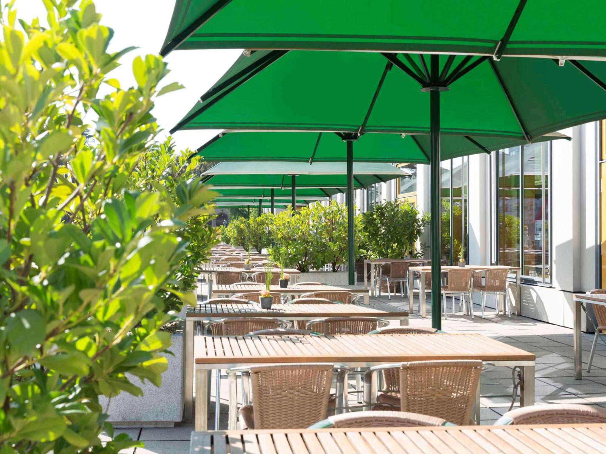 Novotel Karlsruhe City Exterior foto