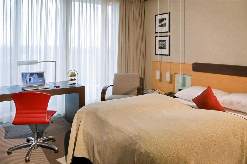 Novotel Karlsruhe City Quarto foto
